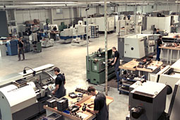 APplus ermöglicht eine präzise Kapazitätsplanung, unerlässlich bei 95 Prozent Eigenfertigung im Sondermaschinenbau APplus ermöglicht eine präzise Kapazitätsplanung, unerlässlich bei 95 Prozent Eigenfertigung im Sondermaschinenbau